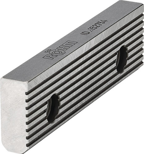 E425700